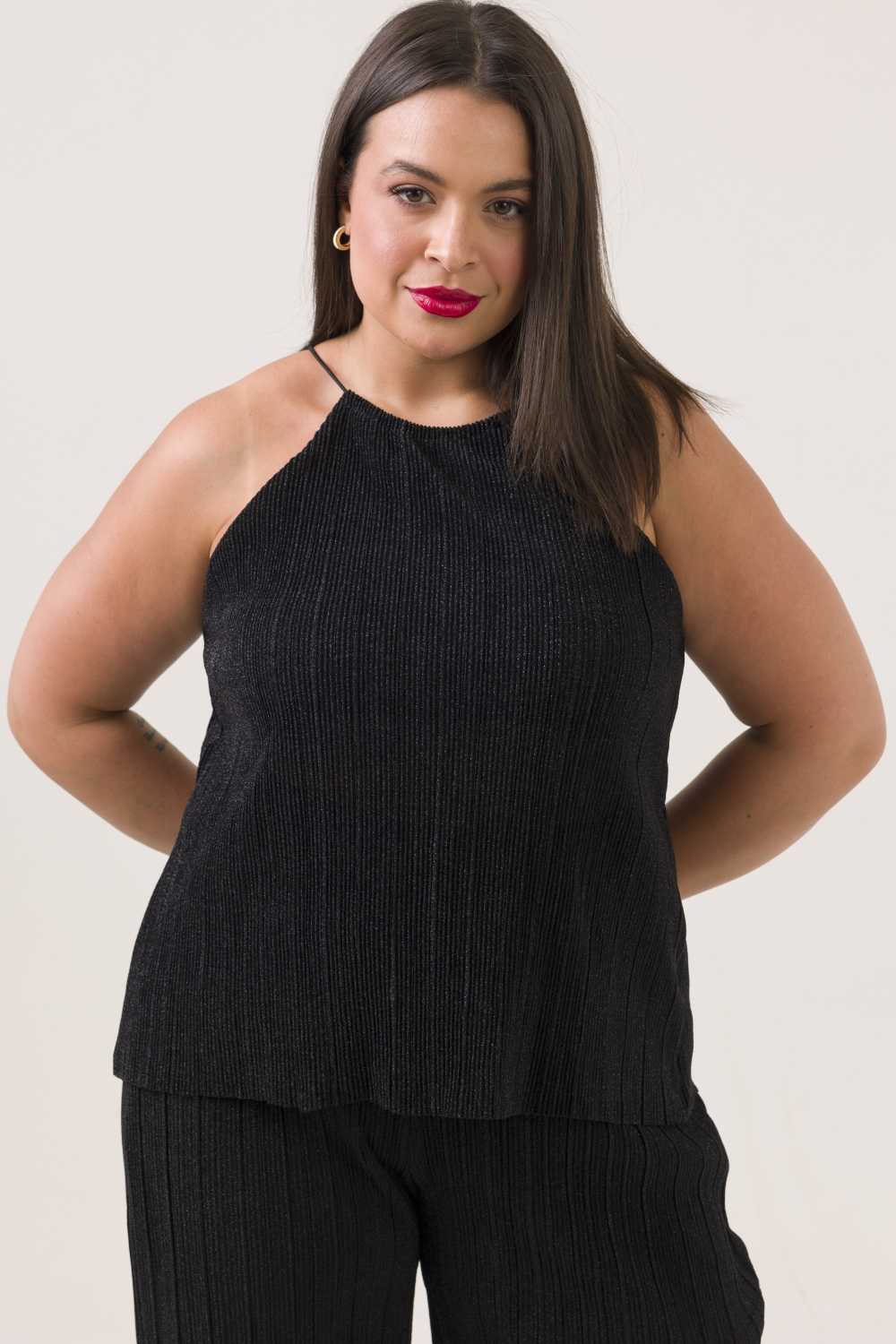 Blusa Regata Plissada Plus Size Petúnia Preta Cess