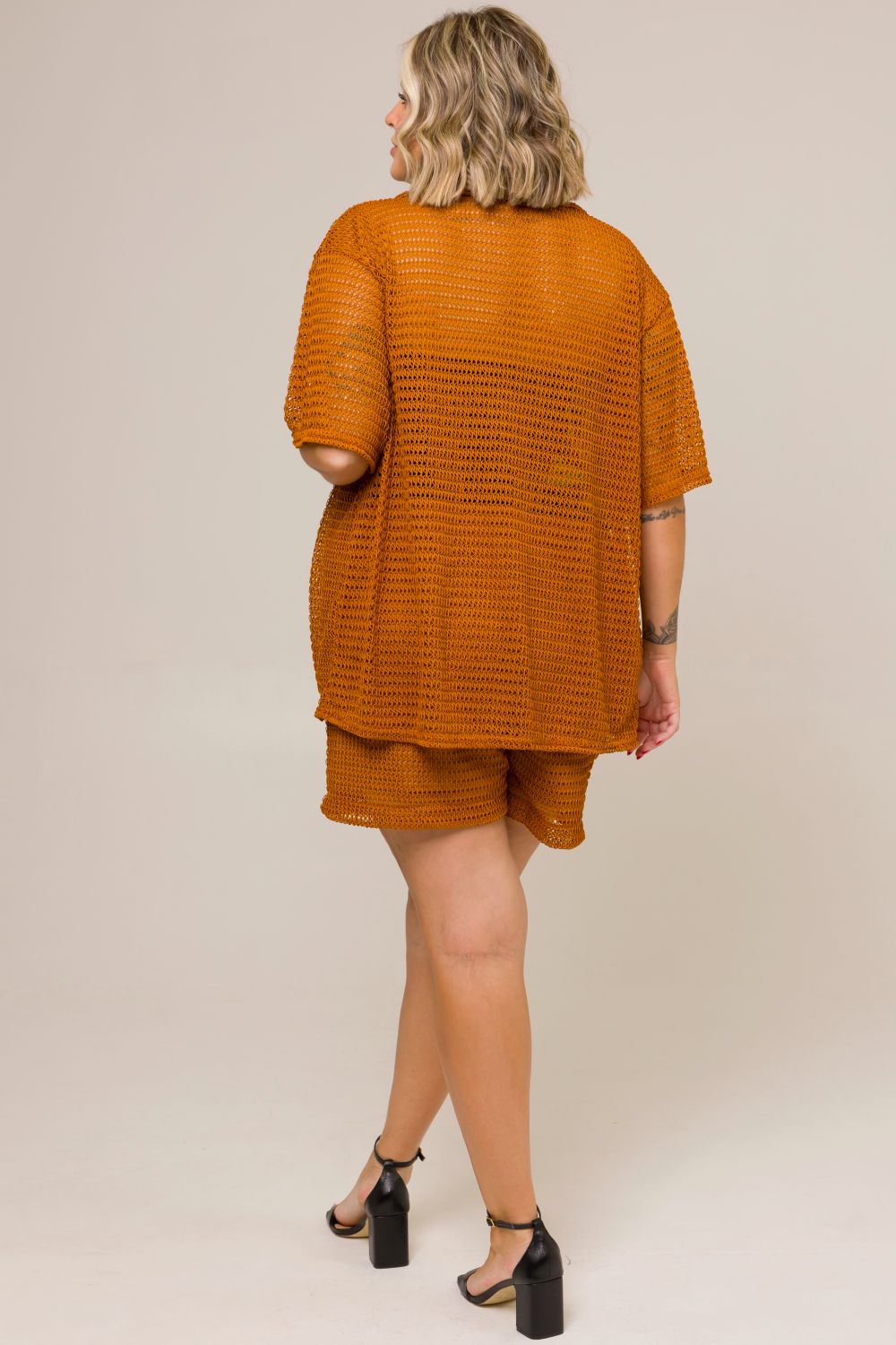 Bermuda Plus Size Camélia em Tricot Ocre Cess