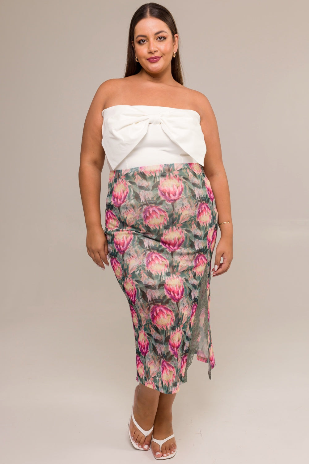 Saia Midi Plus Size em Renda e Tule Estampa Proteas Cess