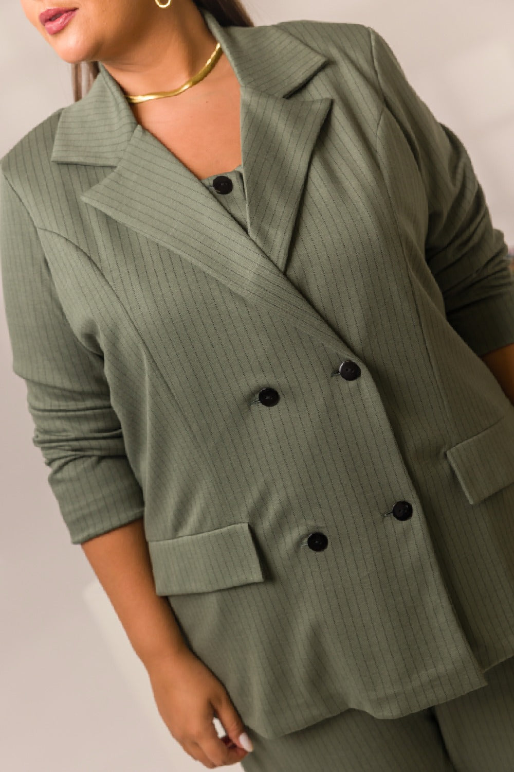 Blazer Oversized de Alfaiataria Plus Size Jacquard Risca de Giz Acácia Verde Cess