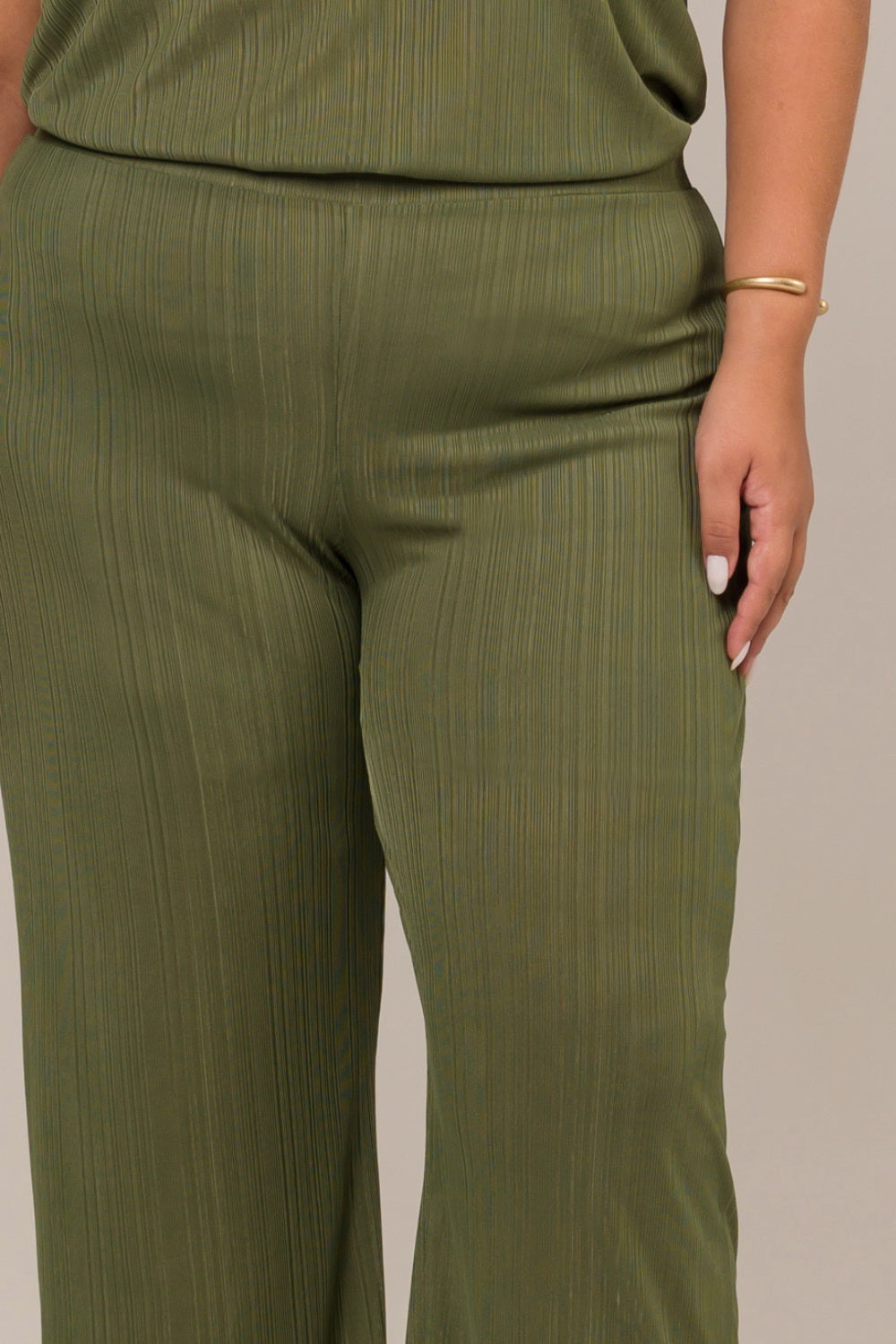 Calça Pantalona Plus Size Jade Malha Plissada Verde Cess