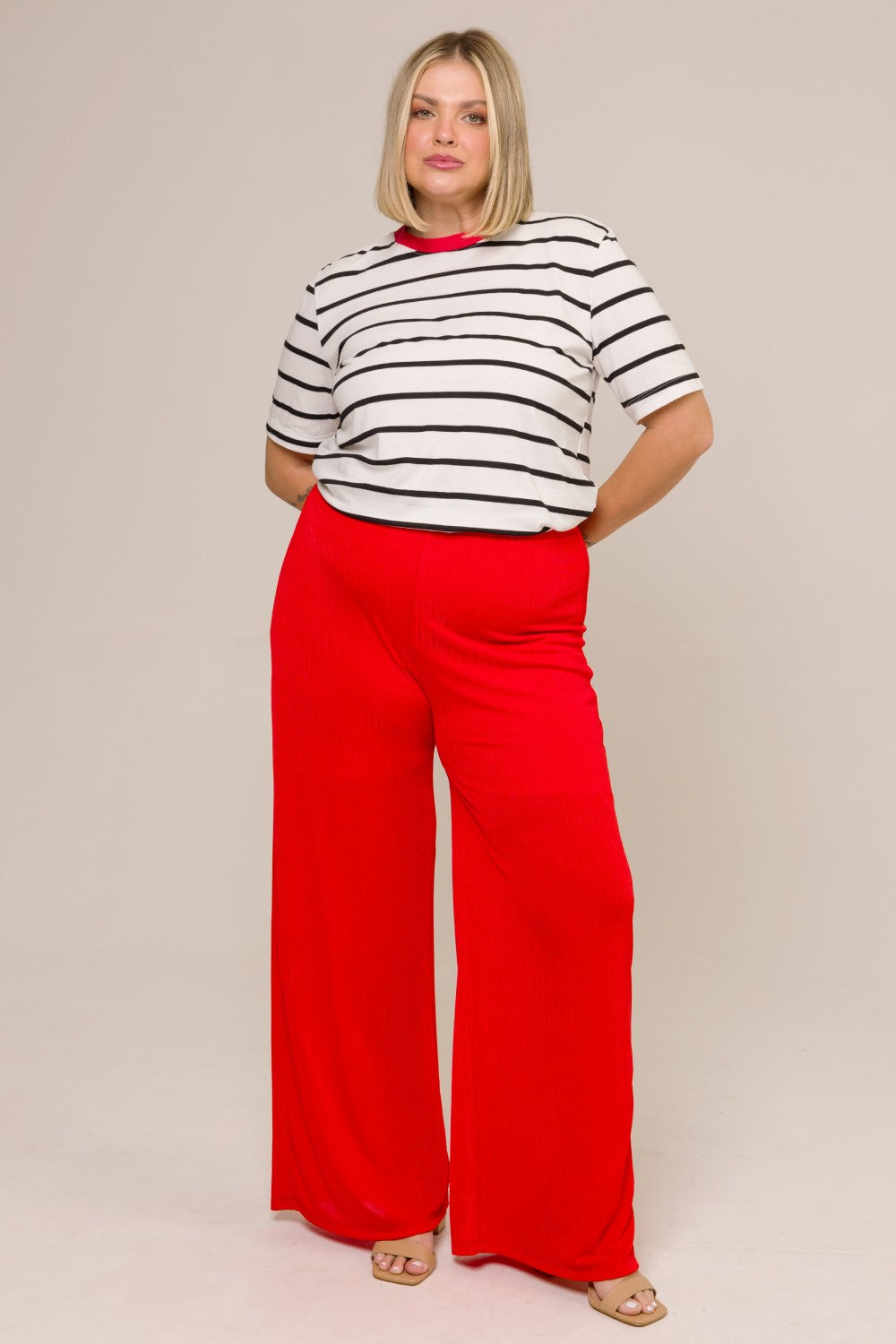 Calça Pantalona Plus Size Plissada Lais Vermelho Cess