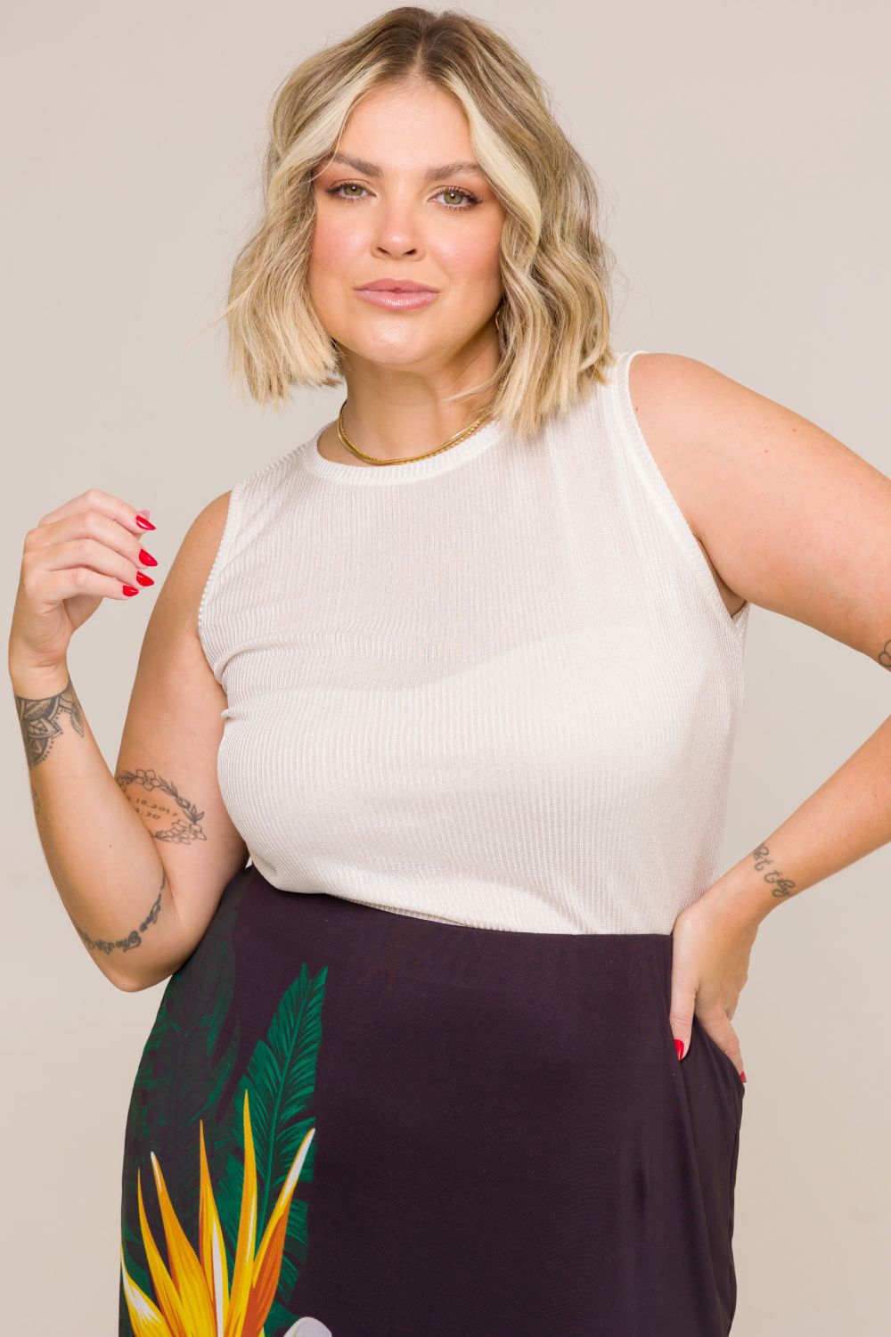 Blusa Plus Size Brilho Acetinado Aurora Branca Cess