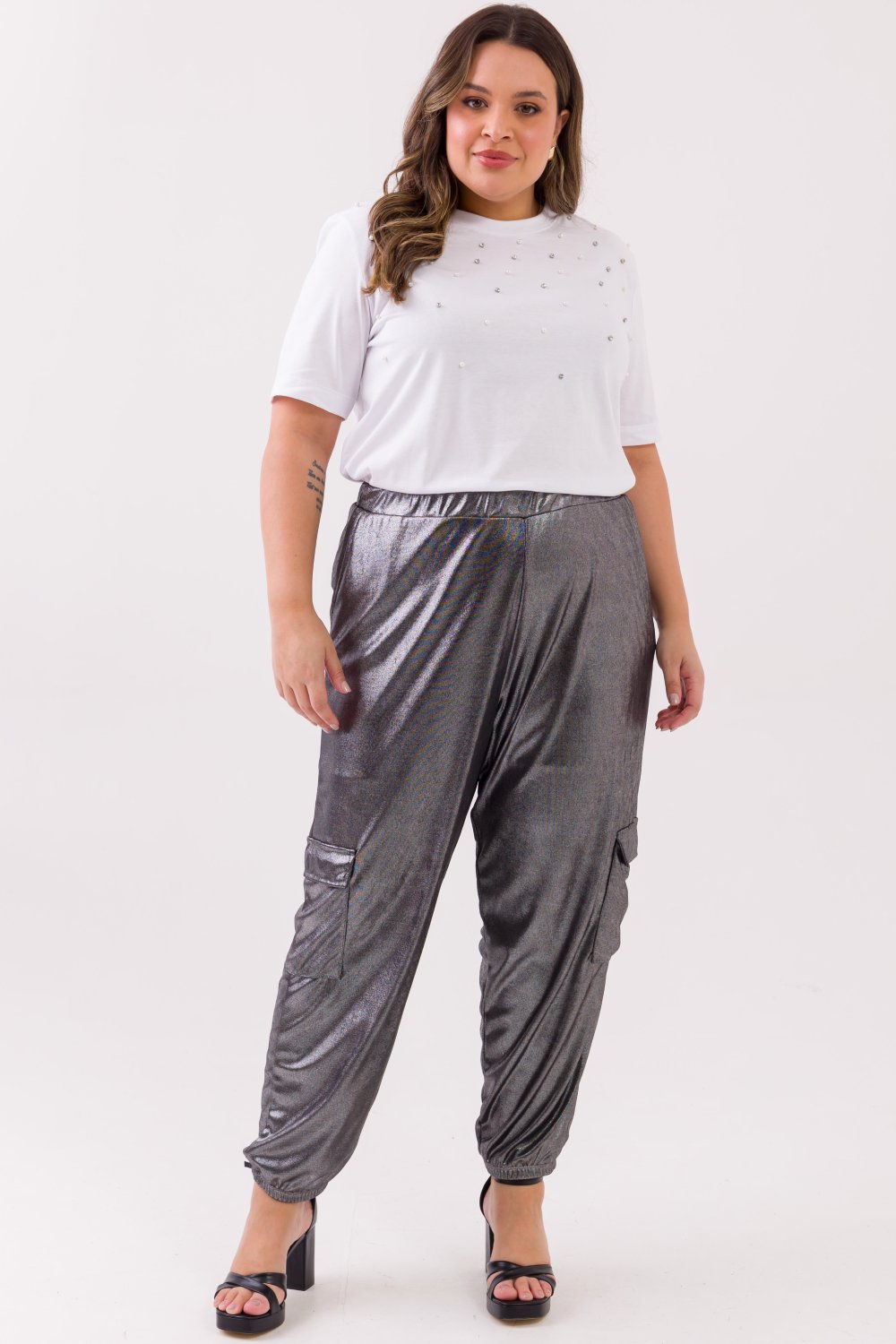 Calça Cargo Plus Size Sabrina Cinza Metalizado Cess