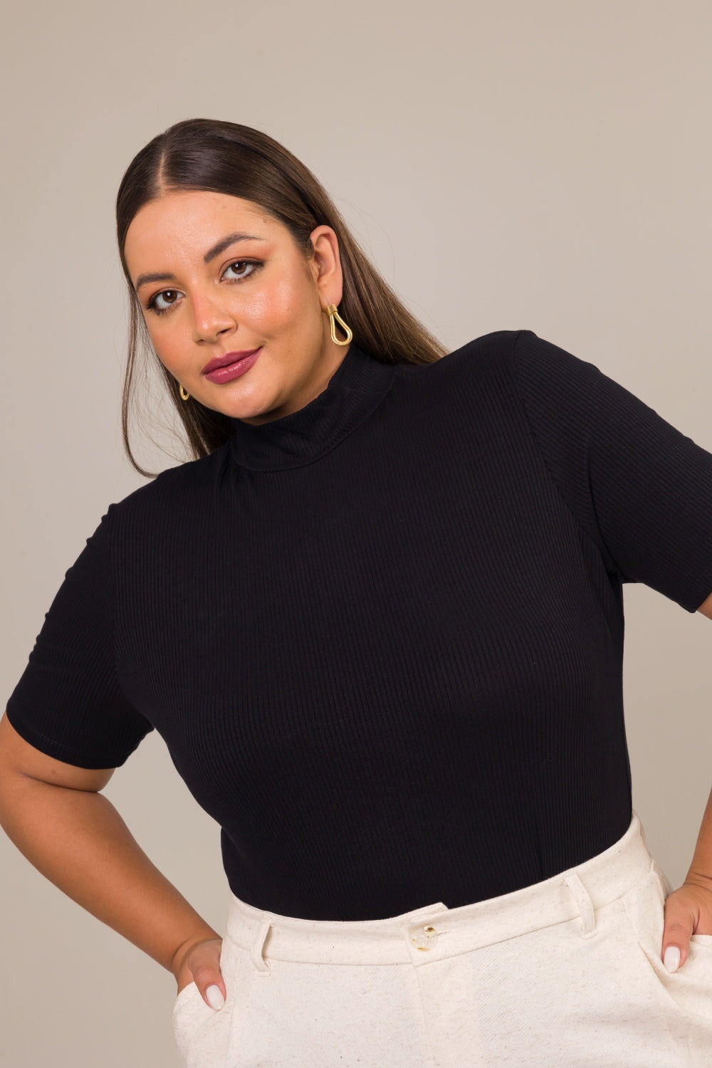 Blusa com Gola Alta Plus Size Canelada Rachel Preto Cess